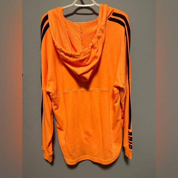 PINK Victoria’s Secret Hoodie - Picture 2 of 4